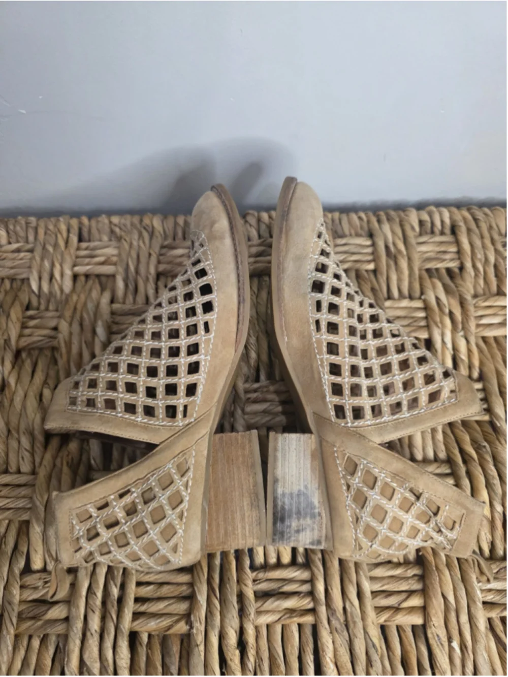 Jeffrey Campbell Taggart Booties Open Cut Outs Sand Leather Sz 9 - Mark On Heel